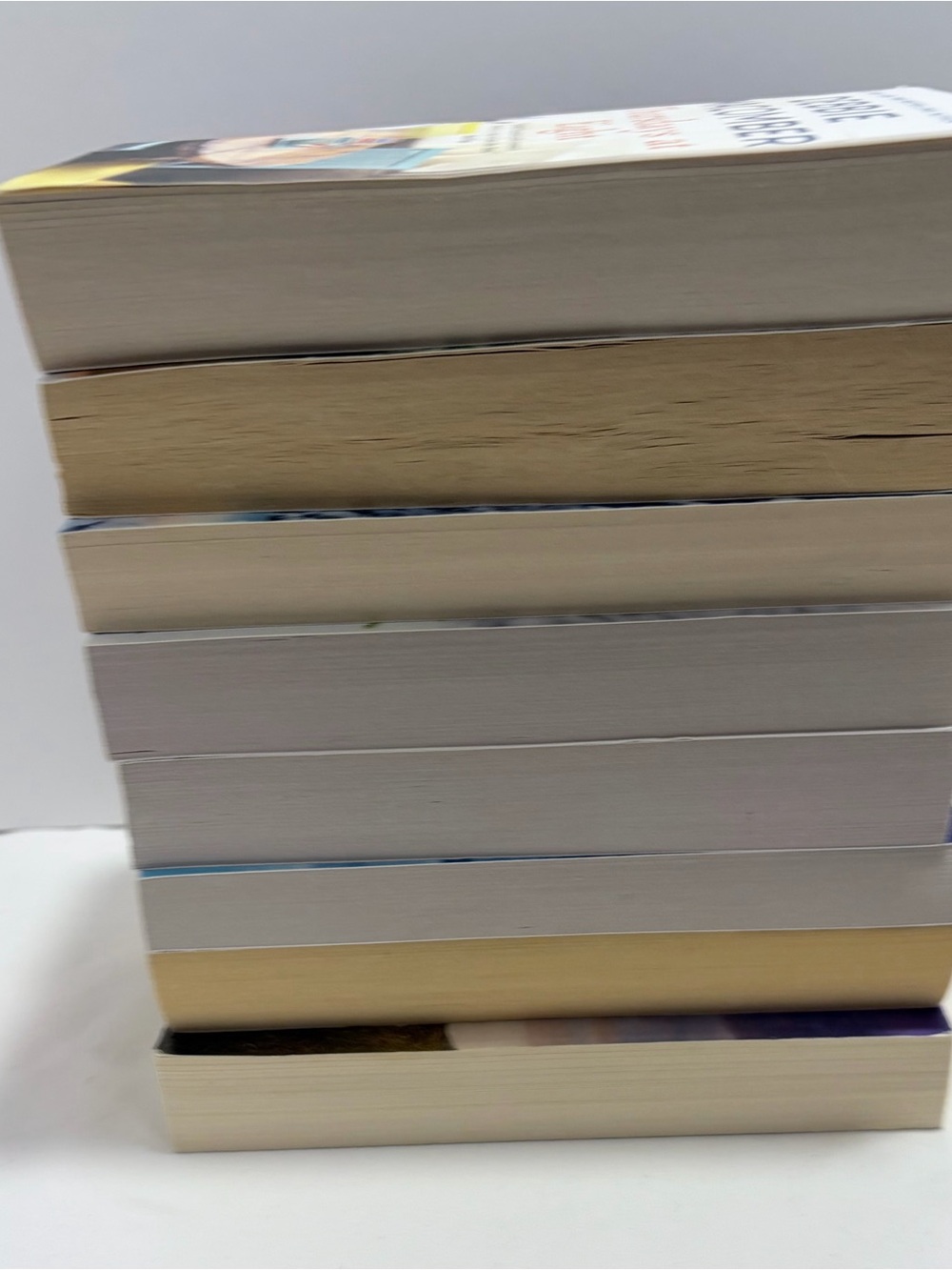 Debbie Macomber Paperback Book Stack - Assorted Bundle - Picture 3 of 3